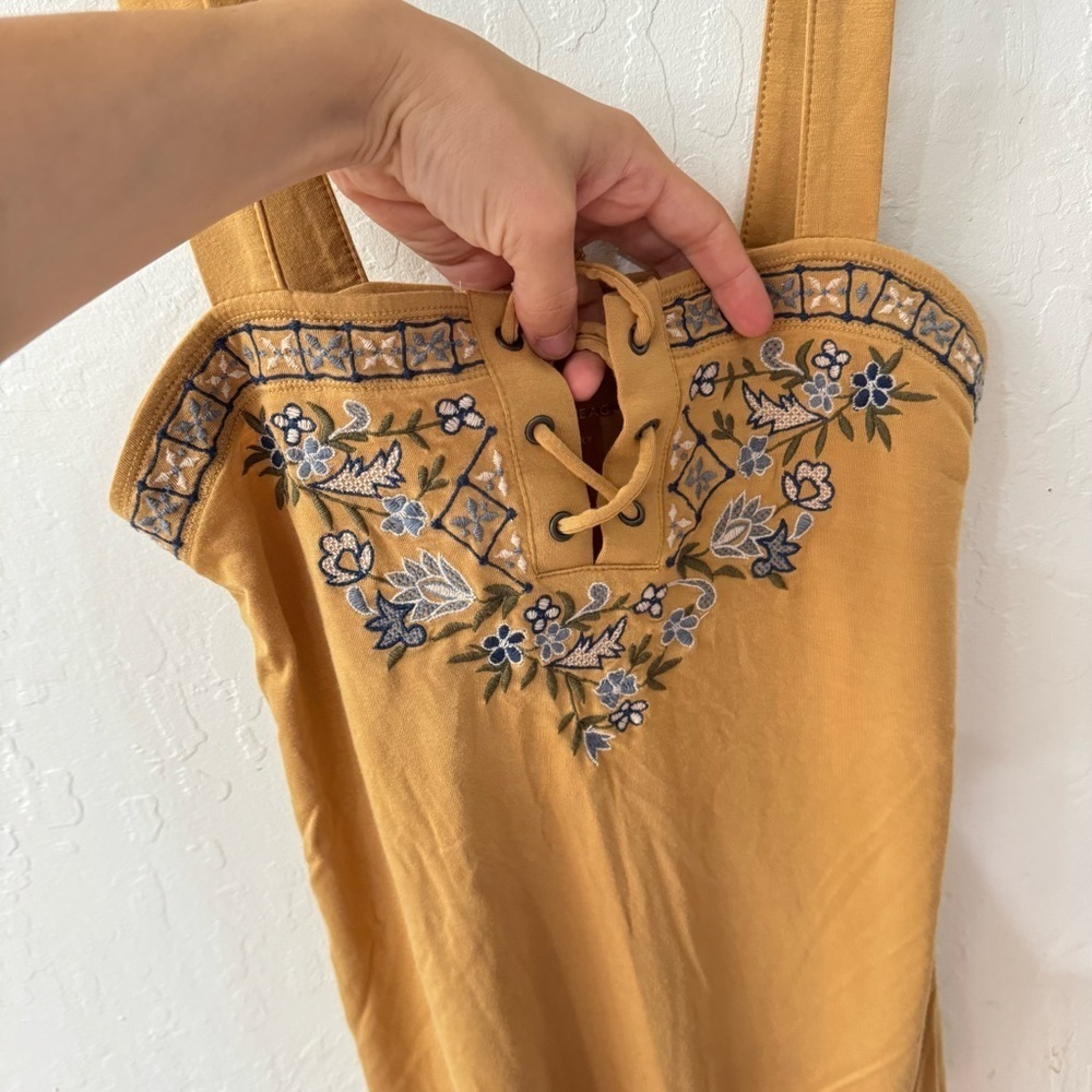 American Eagle Outfitters Tan Brown Camisole Embroidery XS - Picture 2 of 3